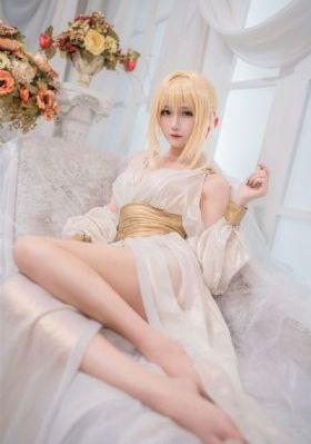 美女尿口免费看